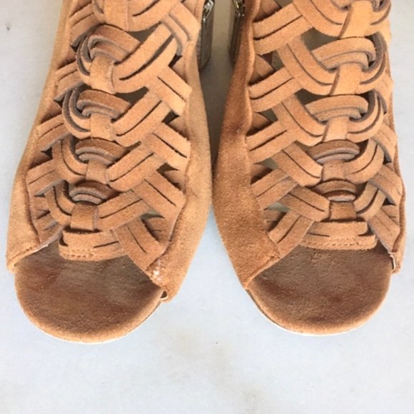 Michael Kors tan acorn ankle boots / open booties - Picture 8 of 8